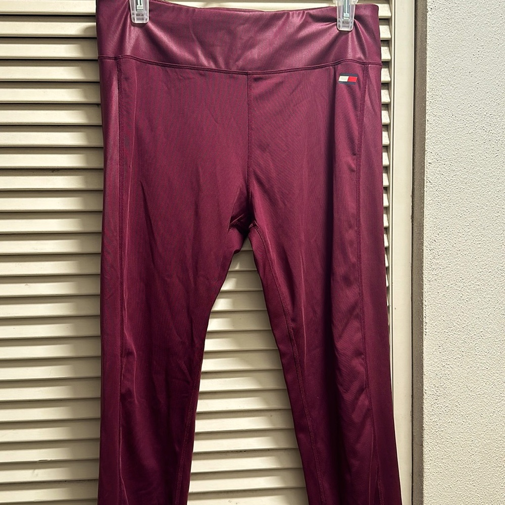 Tommy Hilfiger magenta leggings
